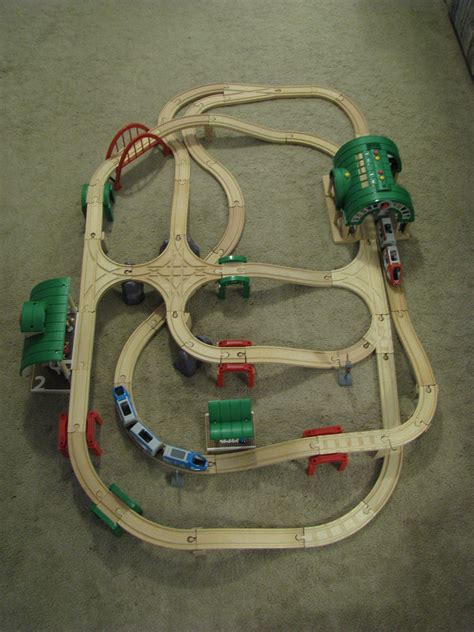 brio thomas wood train layout raised intersection straights 3 4 3 6 2 8 curves 12
