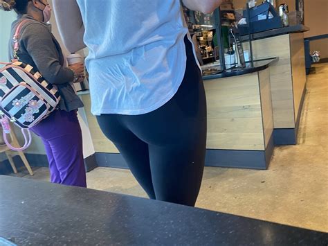 Hot Blonde Getting Coffee Spandex Leggings And Yoga Pants Forum