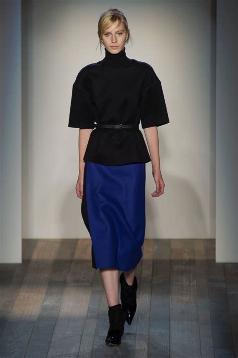 All The Looks Victoria Beckham’s Corporate Chic Fall 2013 Collection