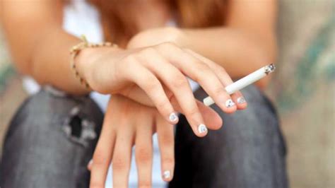 Perokok Wanita Antara Kebebasan Gaya Hidup Dan Ancaman Kesehatan