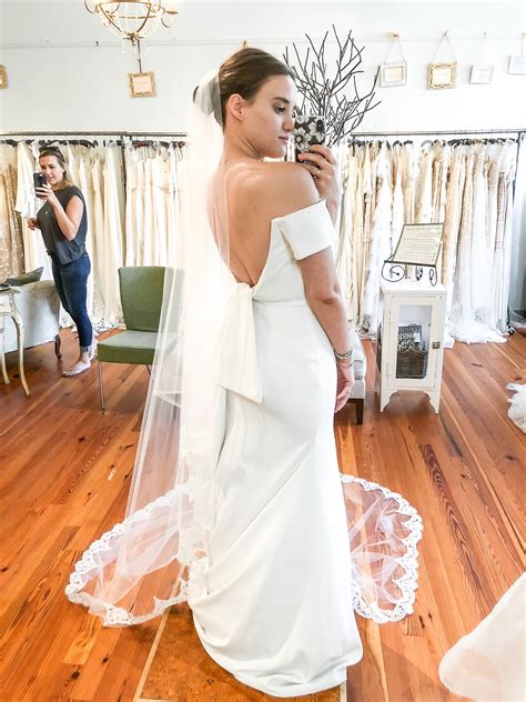 story   wedding dress helpful tips connecticut fashion
