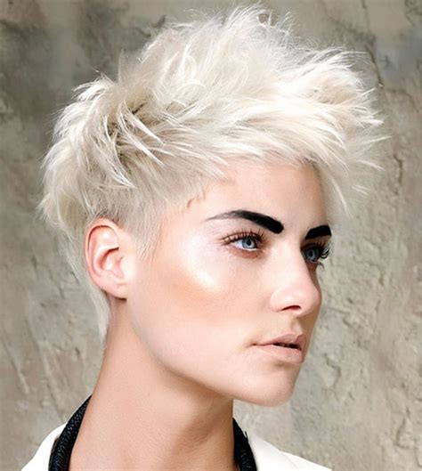 Messy Blonde Pixie Cut Hairstyles