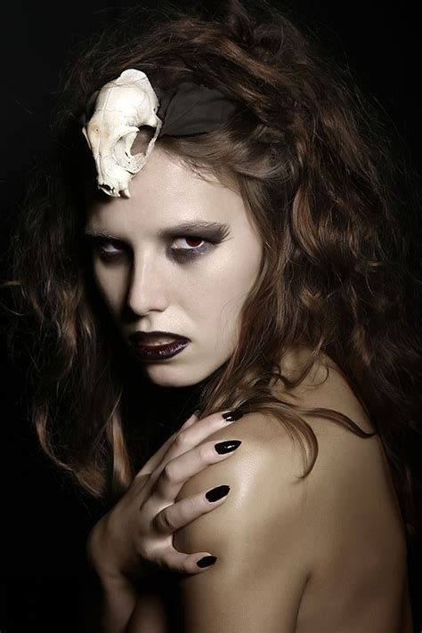 25 Super Female Vampire Photos Web3mantra
