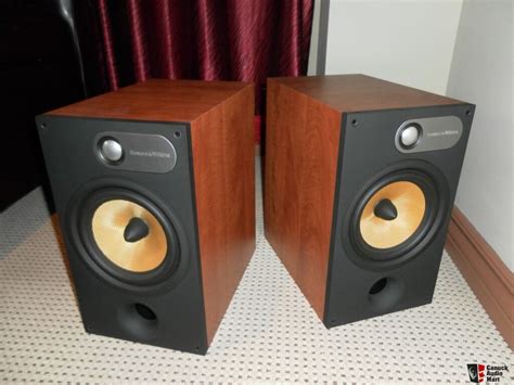 pair  bw  speakers  matching bw stands mint condition photo  canuck audio mart