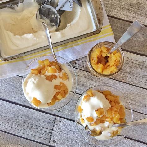 No Churn Mexican Vanilla Ice Cream With Pineapple Topping