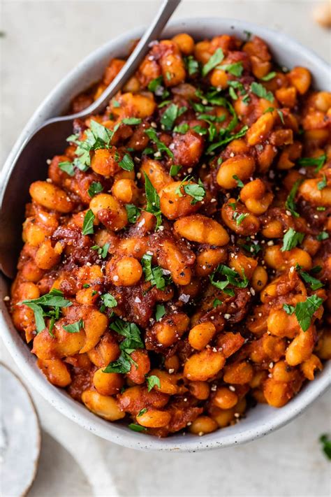 easy baked beans {heathy made without bacon}