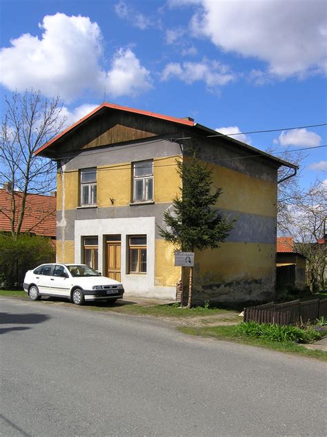 filehorni kruty small housejpg wikimedia commons