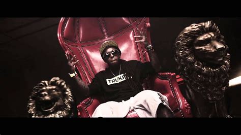 Juicy J Ft Lil Wayne And 2 Chainz Bandz A Make Her Dance Youtube