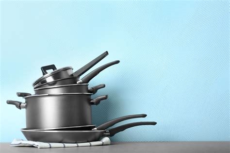planning  buy  toxic cookware  read  gundry md