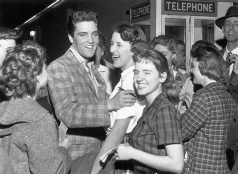 Priscilla Wasn T The First Teenager Elvis Presley Pursued