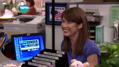 Hp Monitor Used By Ellie Kemper Erin Hannon In The