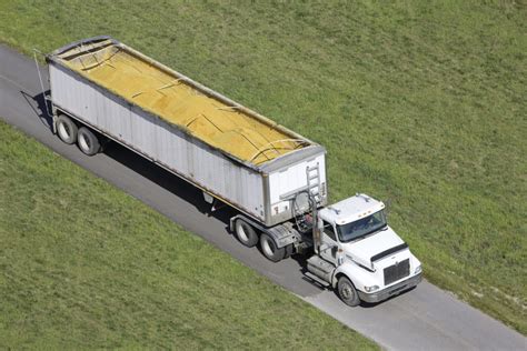 ag groups urge  increased truck weight limits    world grain