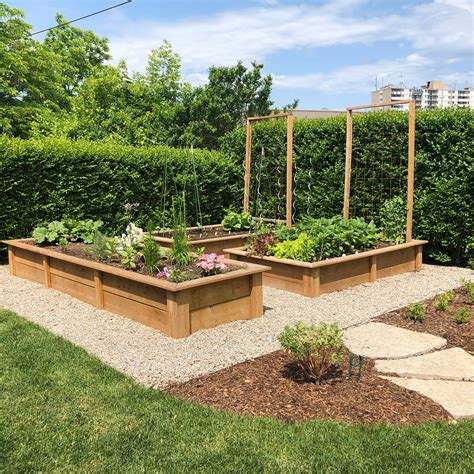 build  garden  backyard builders villa