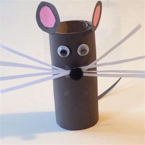petite souris en rouleau de papier toilette wc bricolage rouleaupq activites enfants