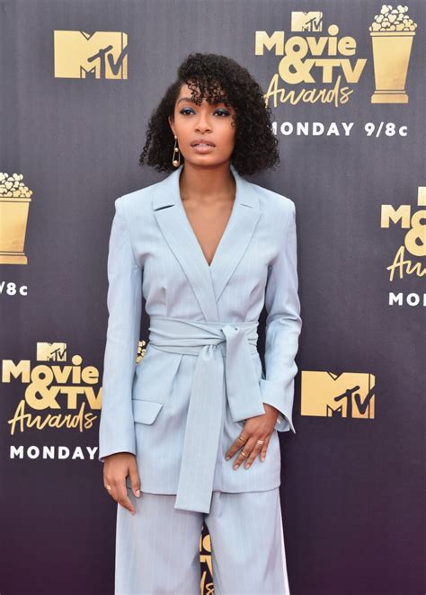 here are the best looks from the mtv movie and tv awards