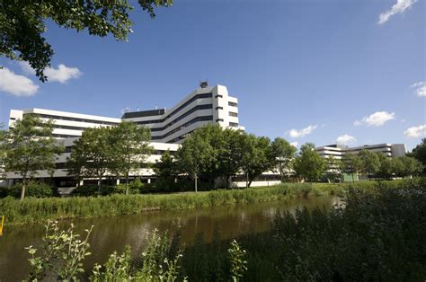 vastint netherlands leases    extra office space  atlas arena amsterdam  decathlon