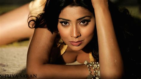 shriya saran hot bollywood actress close up photoshoot wallpapers wallpapers and backgrounds