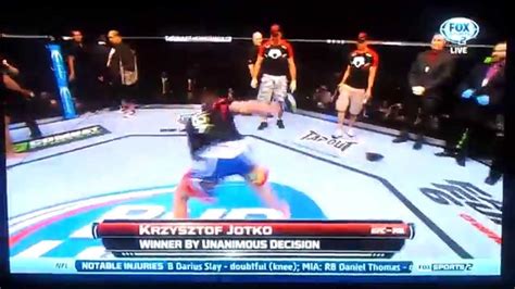 Ufc Fighter Breakdances After Fight Youtube