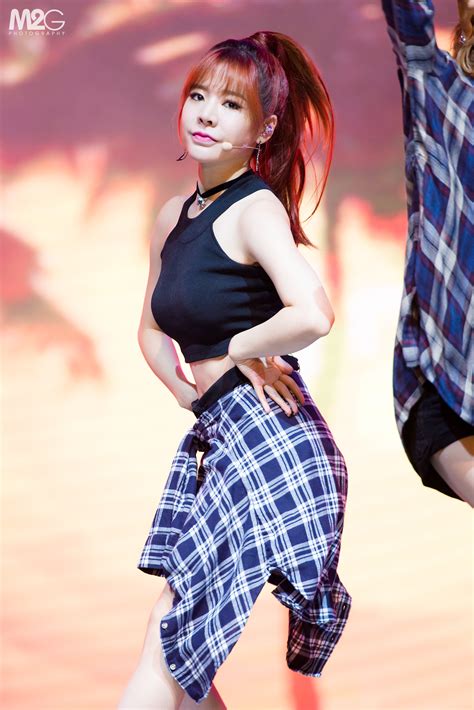 Sunny 150831 Tencent Live Concert Manuth Chek S Soshi Site