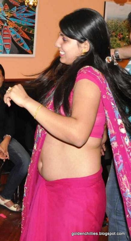 Indian Real House Wife Hot Actress Hot Photos