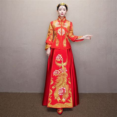 Women Traditional Chinese Wedding Gown 2017 New Red Cheongsam Dress