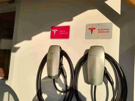 cost  install  tesla home charger