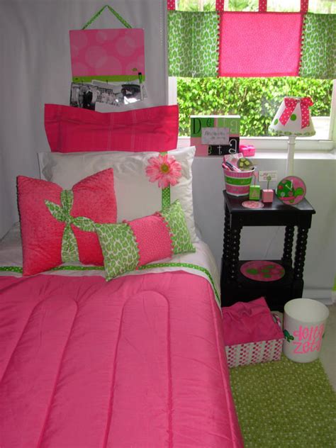 decor 2 ur door delta zeta sorority dorm bedding and accessories