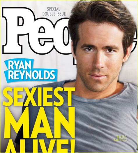 Ryan Reynolds People’s Sexiest Man Alive 2010 Photo