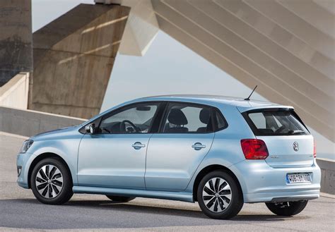 vw polo  tsi bluemotion launched  europe