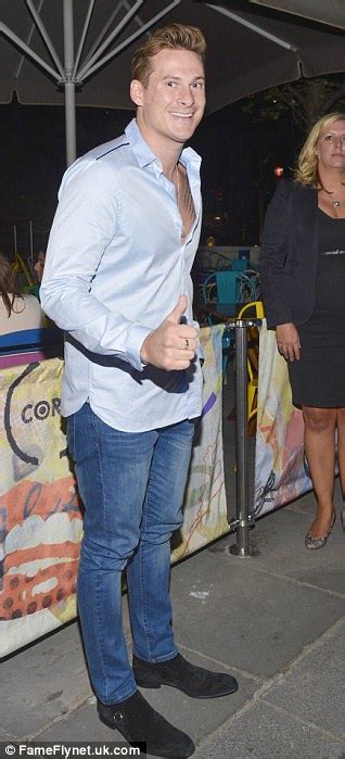 Lee Ryan Steps Out With Bandmate Duncan James Daily Mail