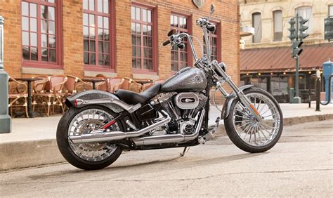 harley davidson softail breakout review top speed