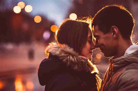 Cara Nak Ciuman Bibir Yang Benar Dan Romantis