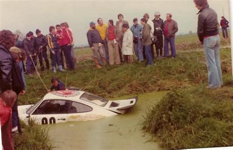 Post Pictures Of Porsches In The Most Unlikely Places Page 2