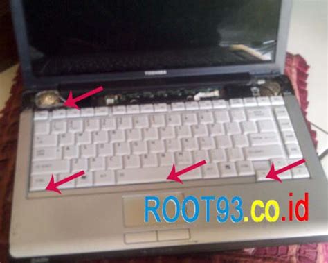 bongkar pasang keyboard laptop toshiba satelite  root