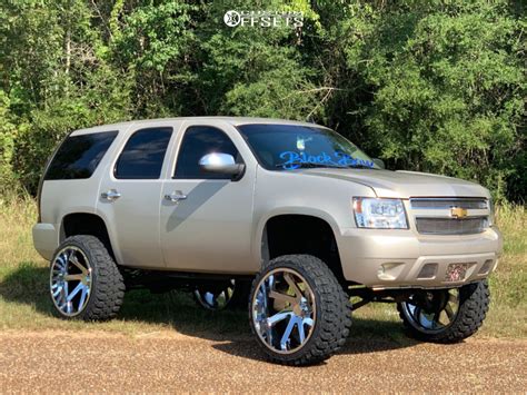 chevrolet tahoe arkon  road lincoln rough country suspension lift  custom offsets