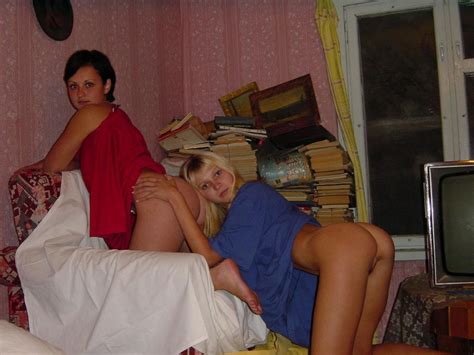 russian teen sexy lesbians at home russian sexy girls