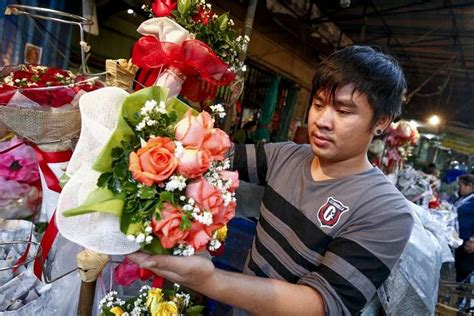 thailand in the mood for love as valentine s day fever sweeps the
