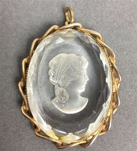 Vintage Cameo Women S Pendant Glass Intaglio Reverse Carved Clear Oval
