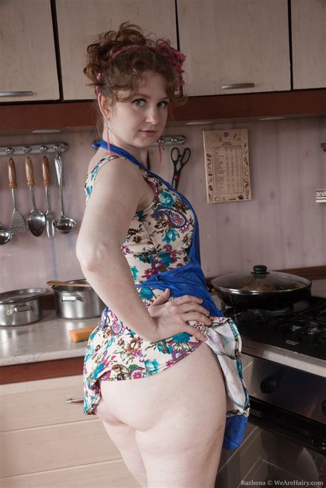 thick solo model bazhena undresses in her kitchen to show her beaver