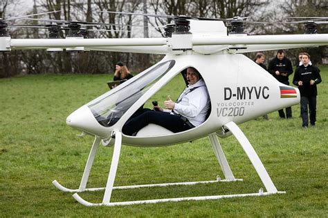volocopter   manned flight inches  personal air mobility shouts