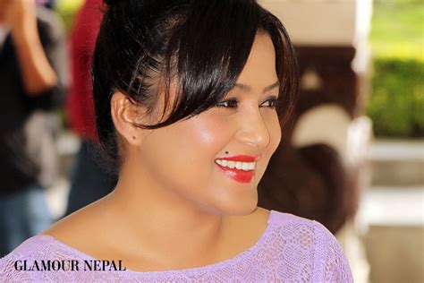 actress rekha thapa to direct new movie glamour nepal