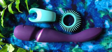 We Vibe Wand Review Vs Magic Wand Rechargeable And More • Phallophile