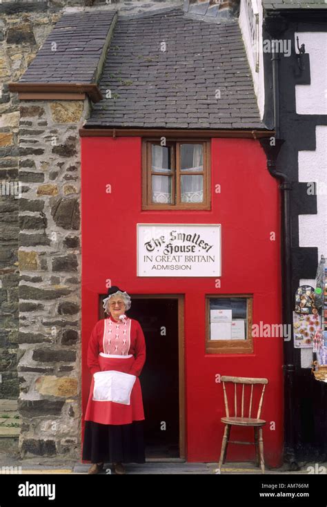 conway conwy wales smallest house  britain woman national costume welsh stock photo alamy