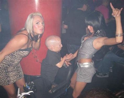 vern troyer and his women 23 pics