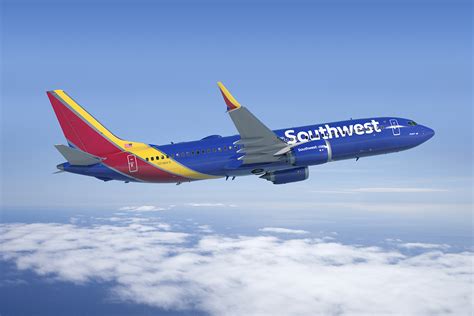southwest airlines  max details  routes airport spotting