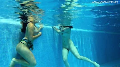 Diana Rius And Sheril Blossom Hot Lesbians Underwater Eporner