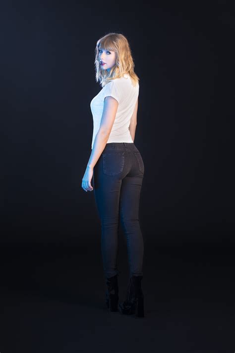 Taylor Swift Sexy Ass In Tight Jeans Hot Celebs Home