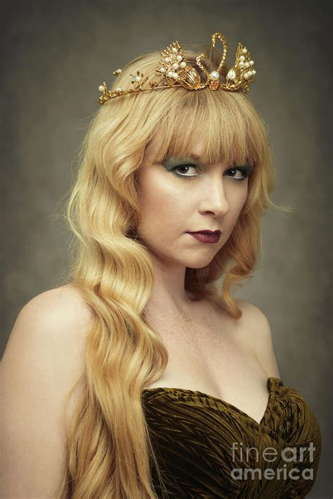 young woman wearing crown photograph  amanda elwell