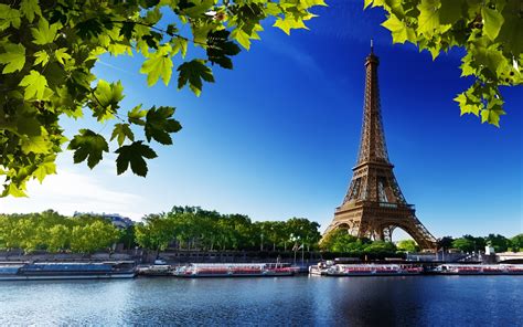Hình Nền Tháp Eiffel Cực Chất Cho Máy Tính Và điện Thoại