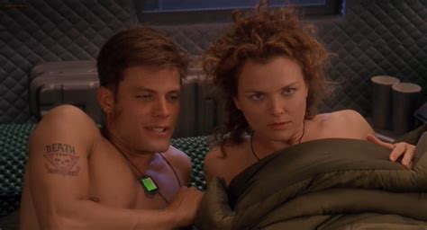 dina meyer nude topless in the shower and some mild sex starship troopers 1997 hd1080p